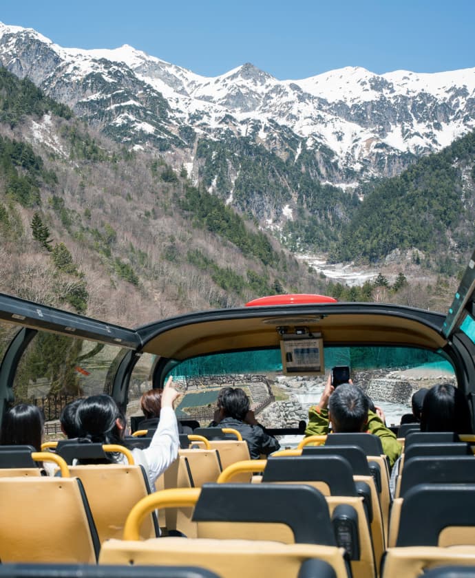 Roofless Bus: Enjoy the Open Air